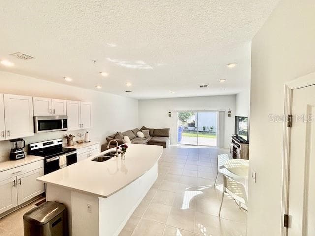 4520 CALVARY WAY — photo 2 of 9