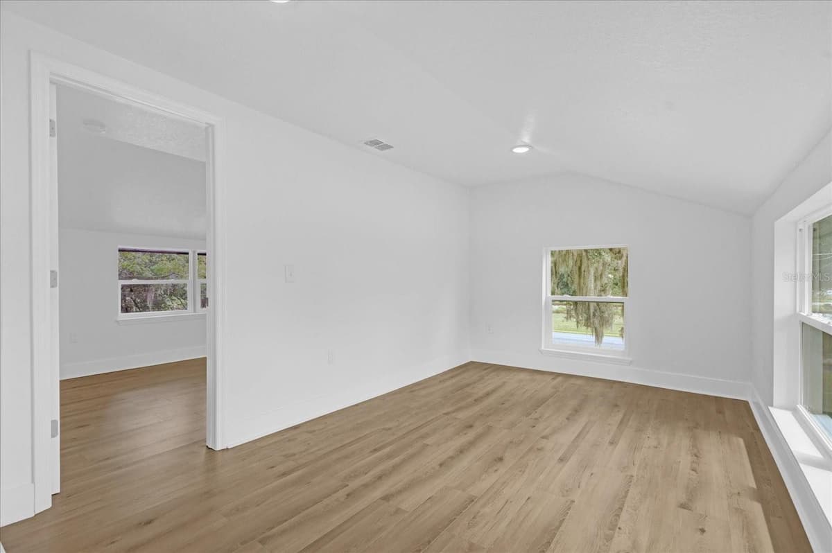 5851 DREW ROAD — photo 30 of 49