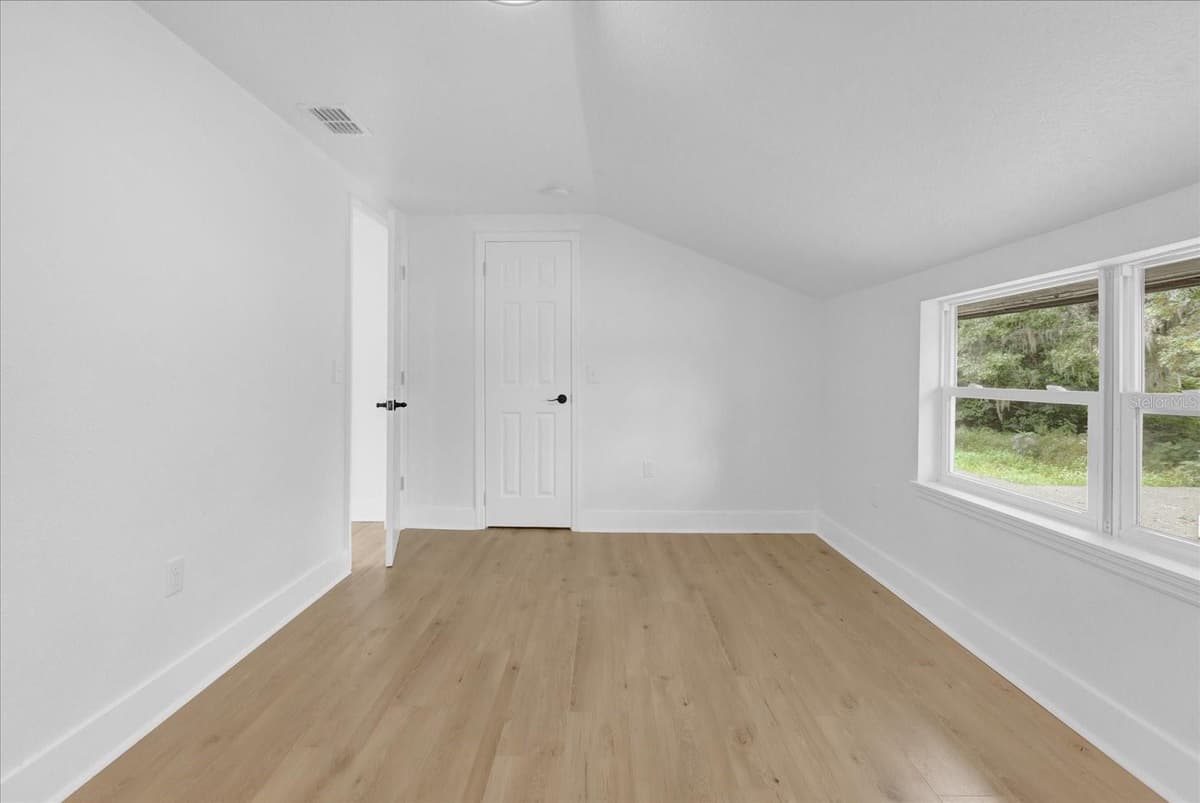 5851 DREW ROAD — photo 29 of 49