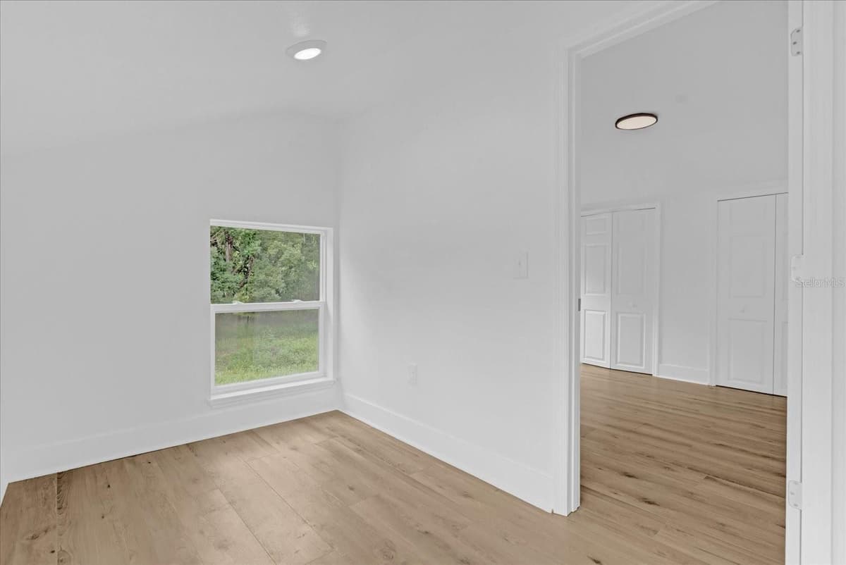 5851 DREW ROAD — photo 32 of 49