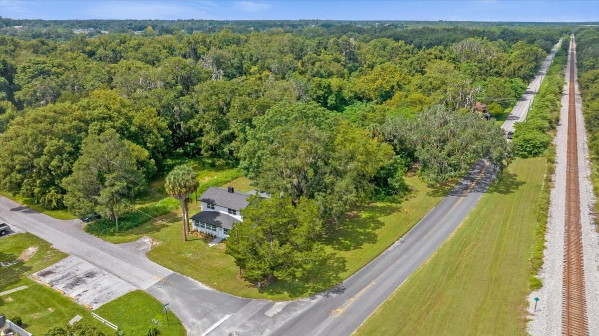 5851 DREW ROAD — photo 44 of 49