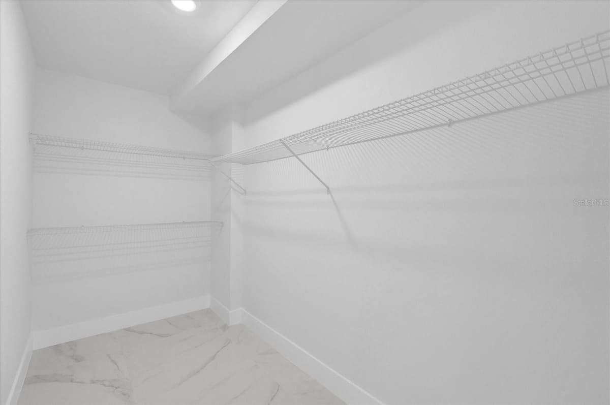 5851 DREW ROAD — photo 19 of 49