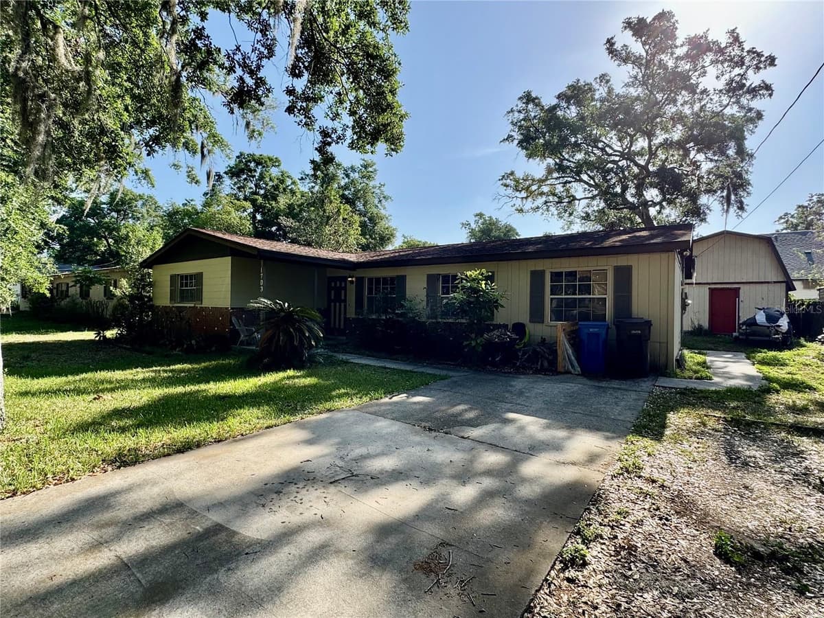 1703 TAYLOR ROAD — photo 1 of 32