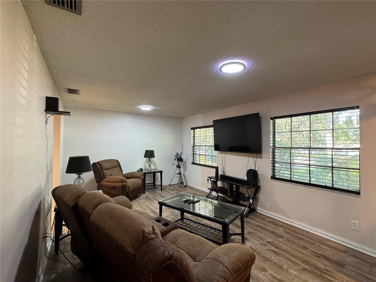 1703 TAYLOR ROAD — photo 14 of 32