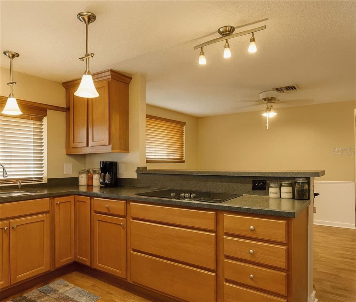 8313 CAVALRY DRIVE — photo 3 of 22