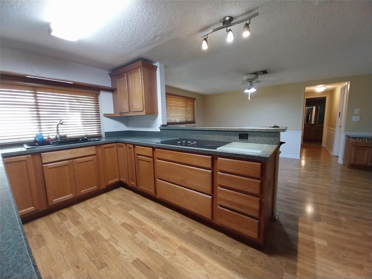 8313 CAVALRY DRIVE — photo 2 of 22