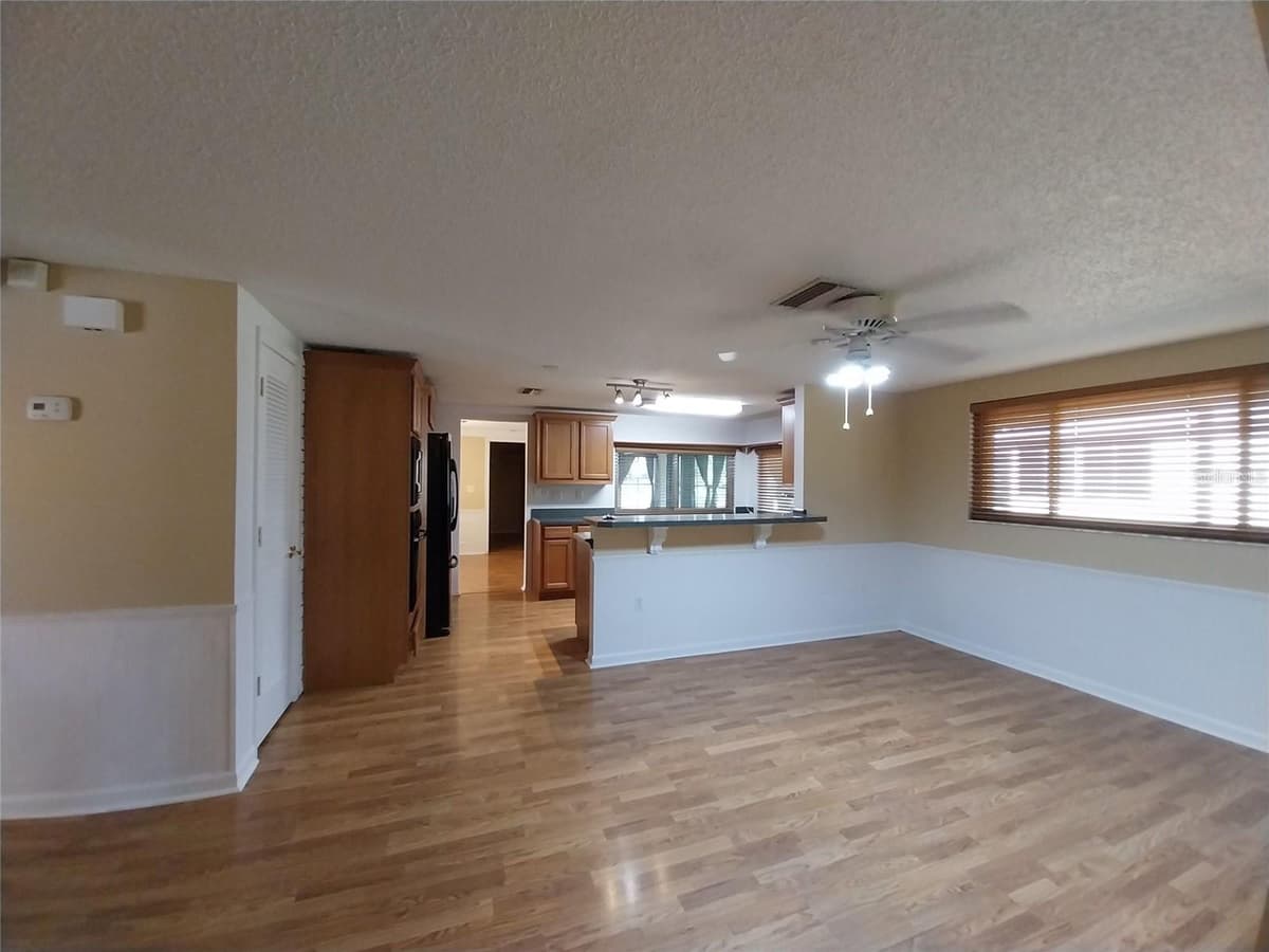 8313 CAVALRY DRIVE — photo 14 of 22