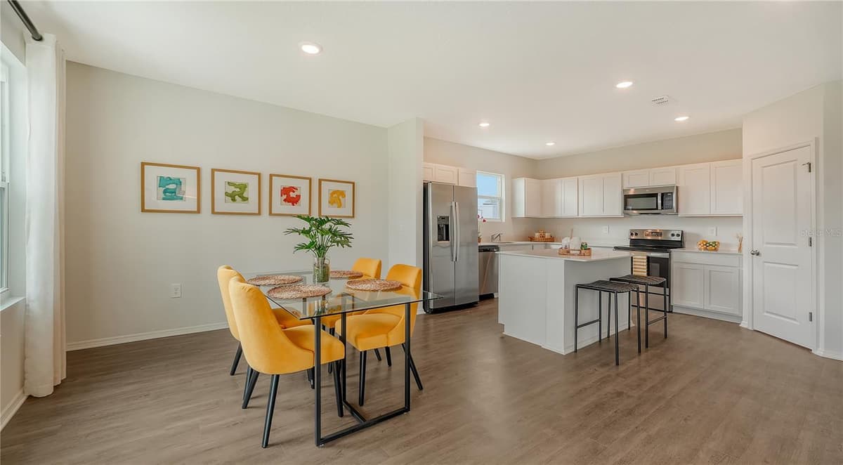 13124 BAYBERRY WAY — photo 4 of 20