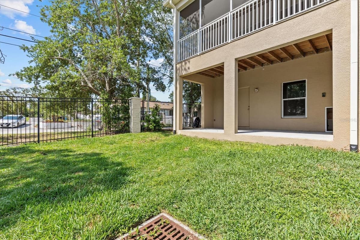 800 CALLISTA CAY LOOP — photo 31 of 36