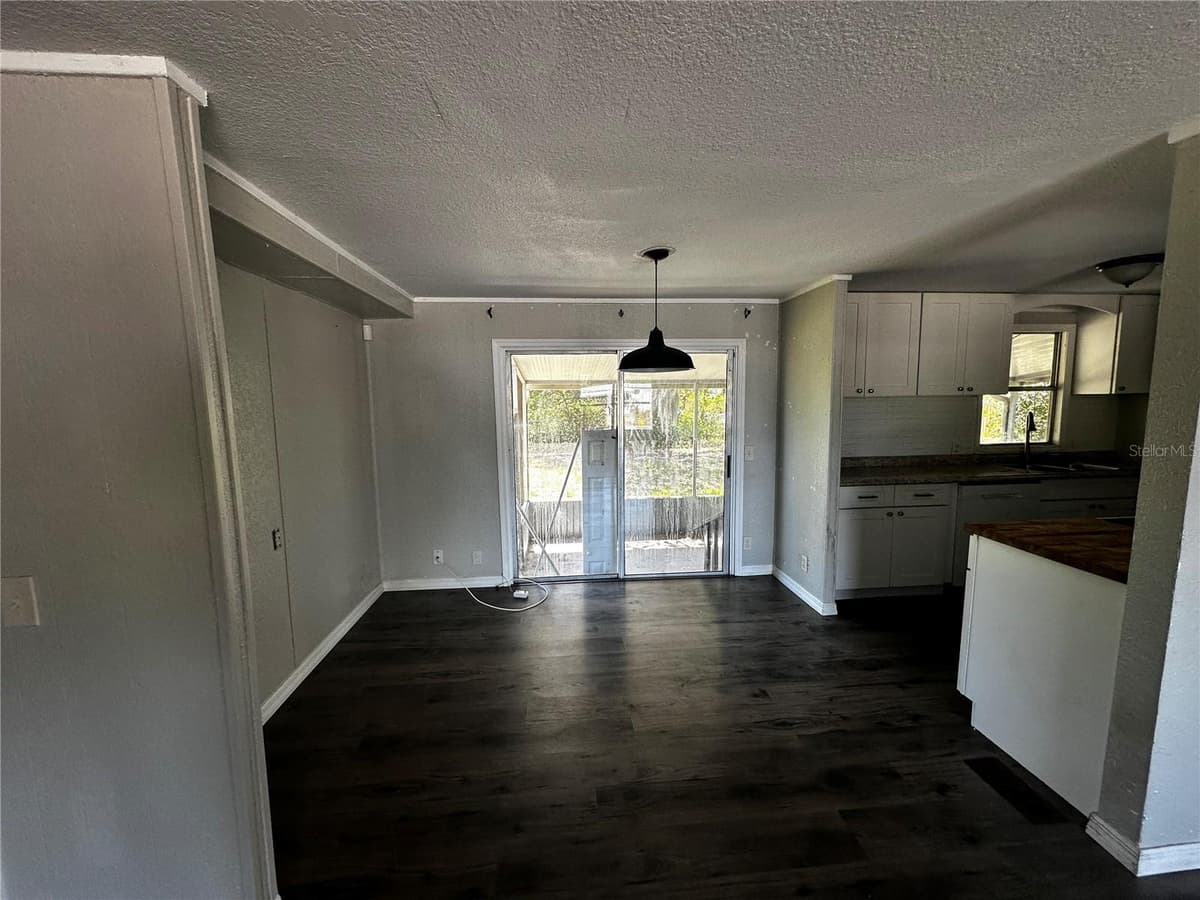 5812 RED FOX DRIVE — photo 9 of 15