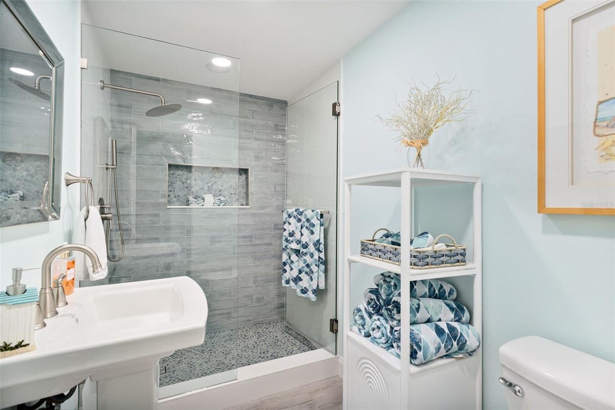 337 REX PLACE — photo 19 of 40