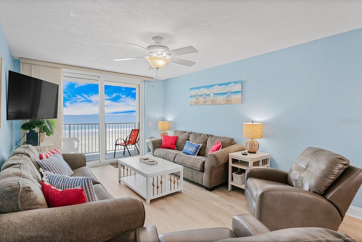18650 GULF BOULEVARD — photo 5 of 41