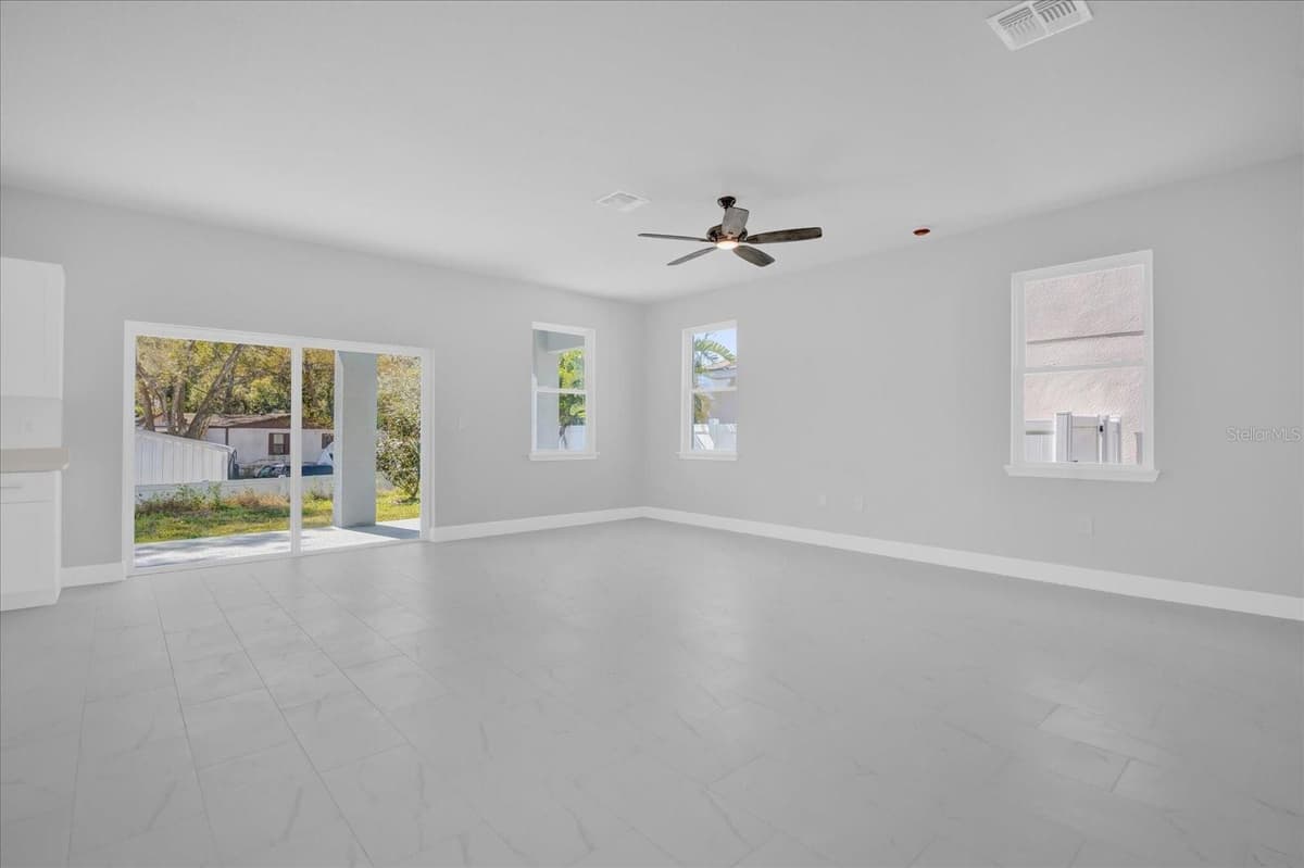 1251 ASH TREE COVE — photo 9 of 37