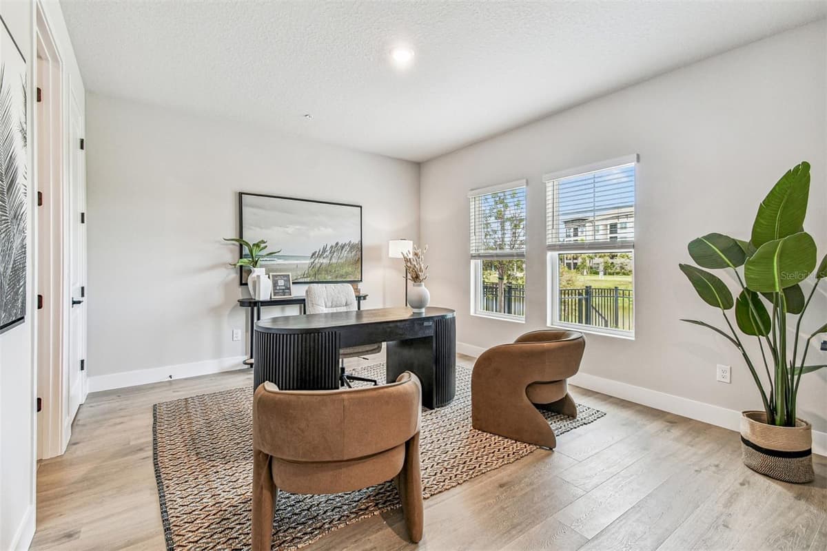 7236 SUTTON LANE — photo 7 of 46