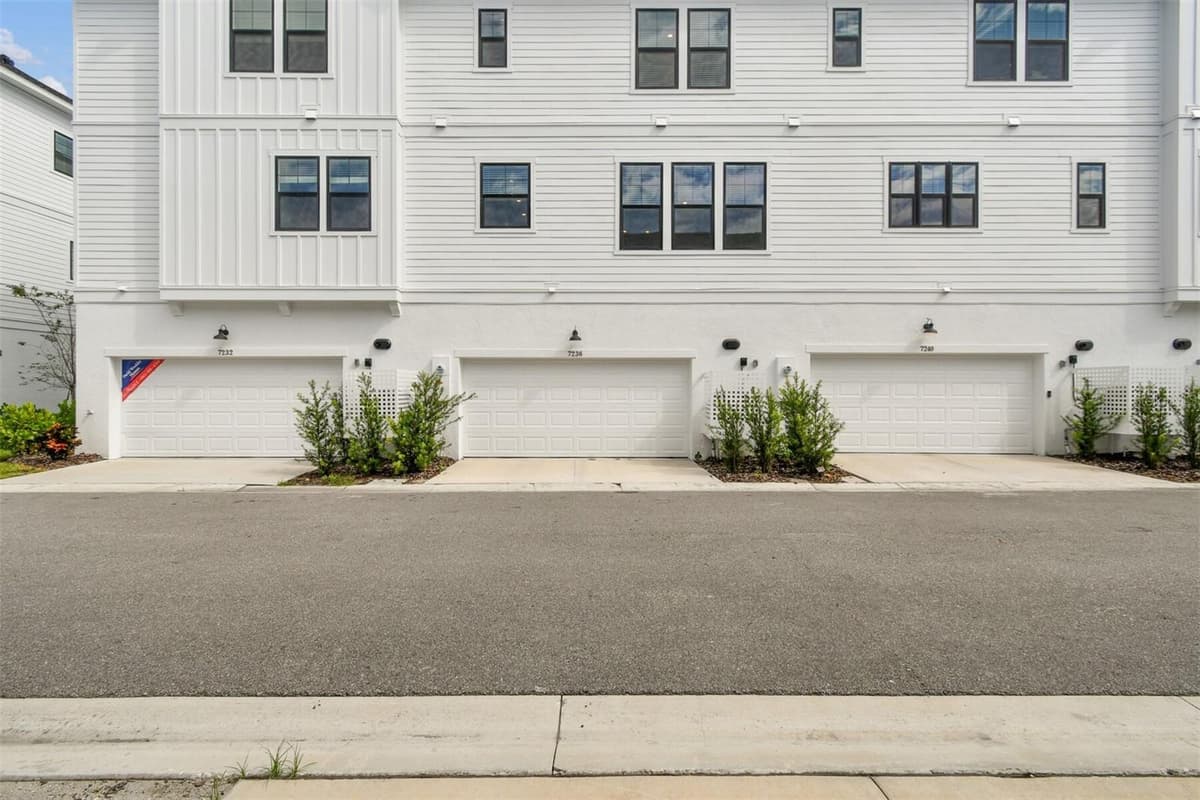 7236 SUTTON LANE — photo 43 of 46