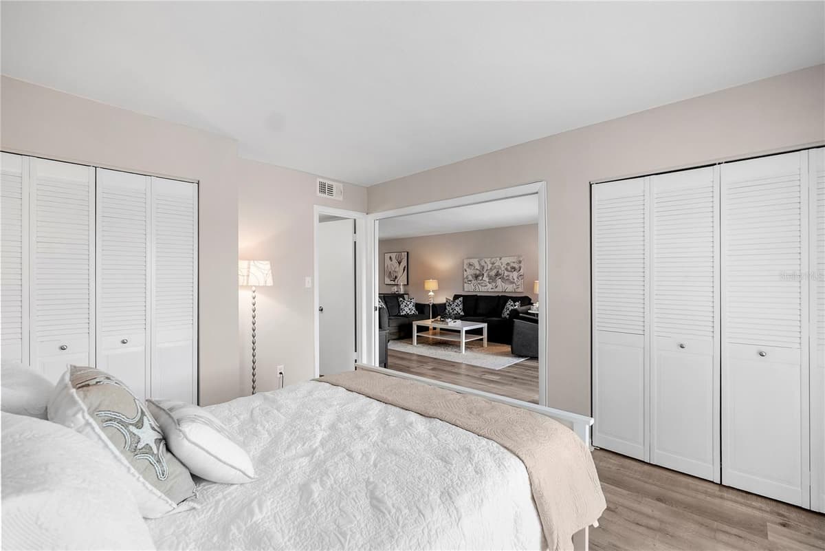 8703 BARDMOOR BOULEVARD — photo 12 of 47