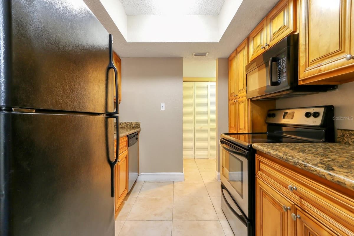 4727 TEXAS AVENUE — photo 15 of 19