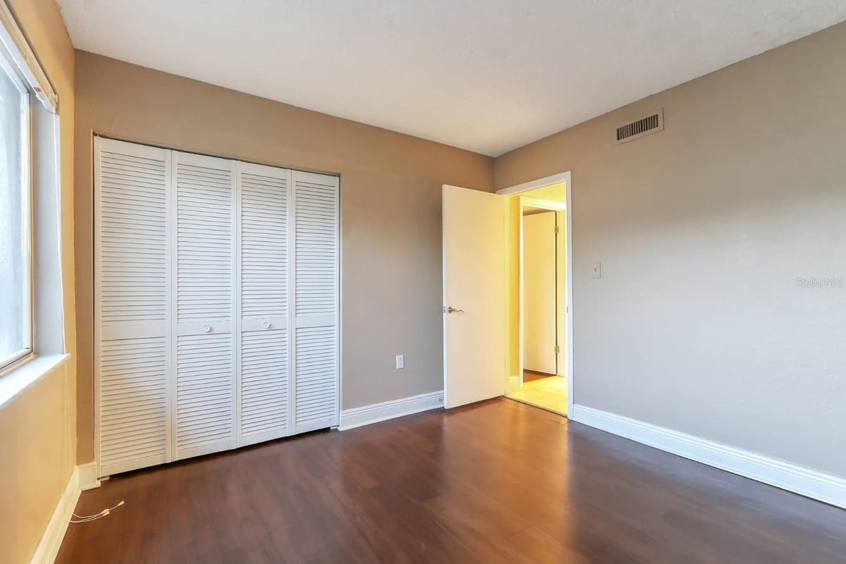 4727 TEXAS AVENUE — photo 7 of 19