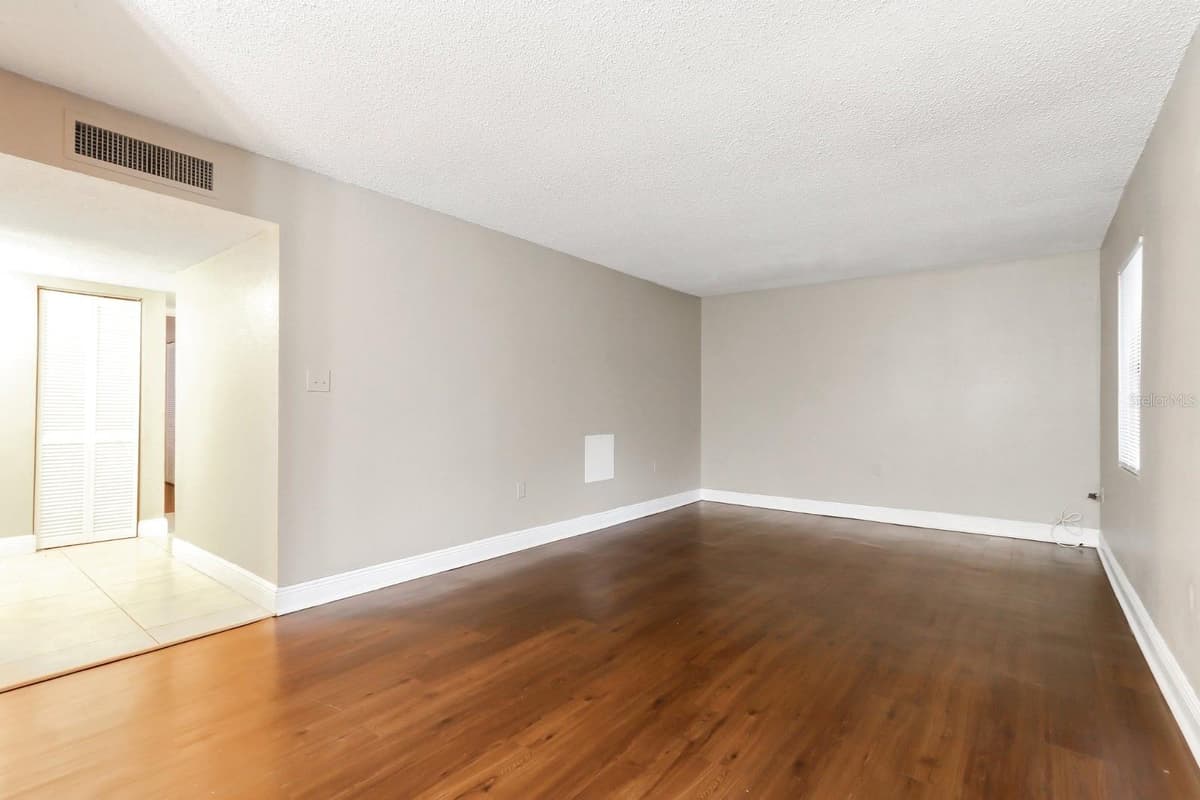 4727 TEXAS AVENUE — photo 10 of 19