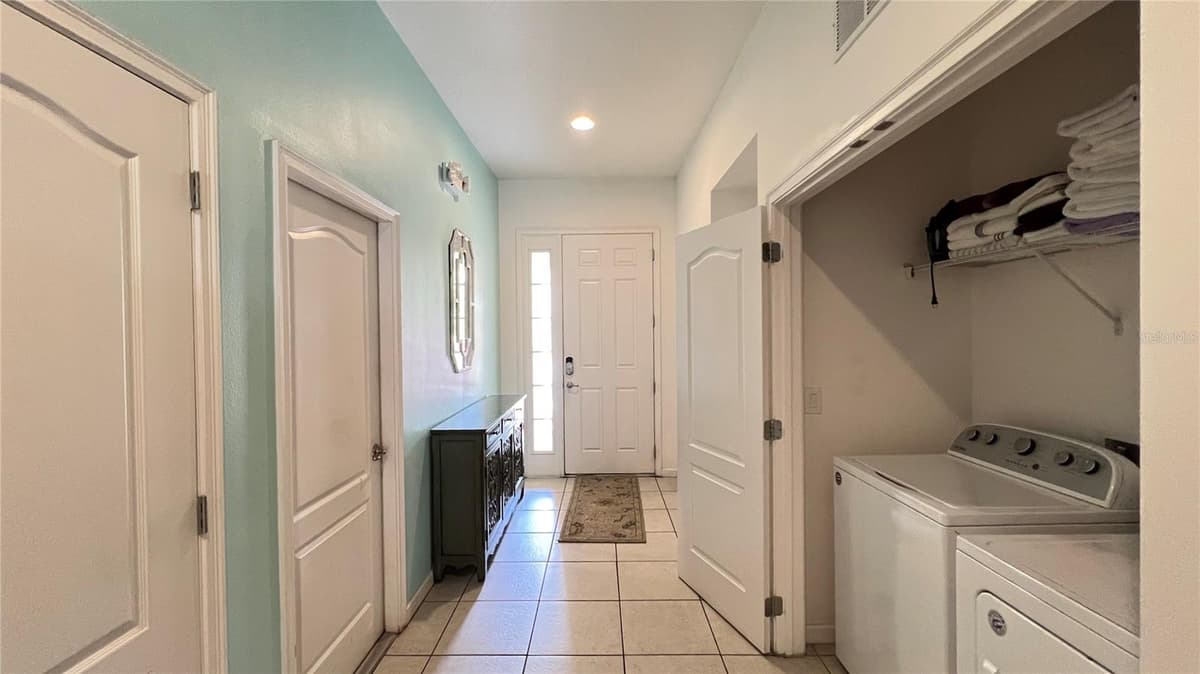 6041 BROAD OAK DRIVE — photo 13 of 85