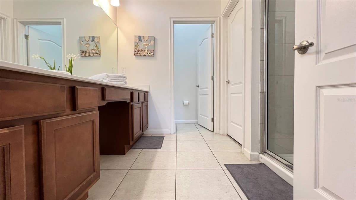 6041 BROAD OAK DRIVE — photo 15 of 85