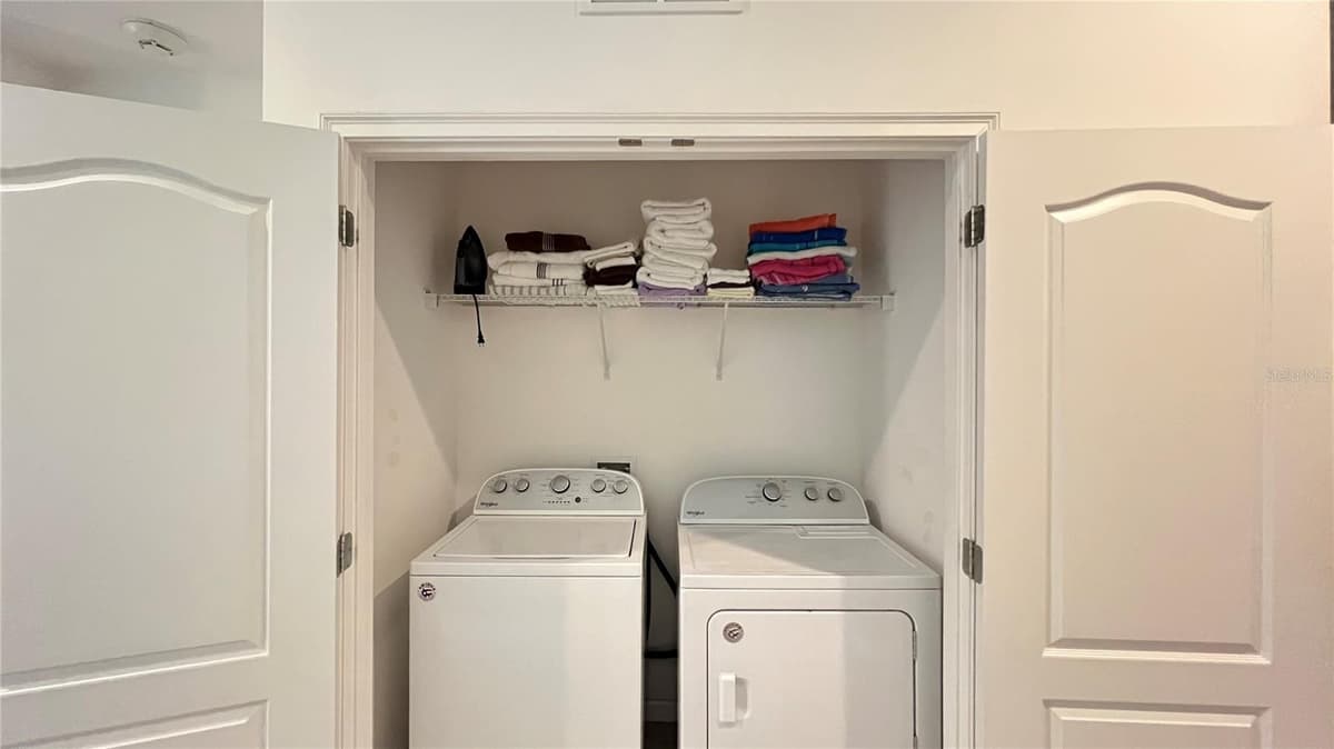 6041 BROAD OAK DRIVE — photo 8 of 85
