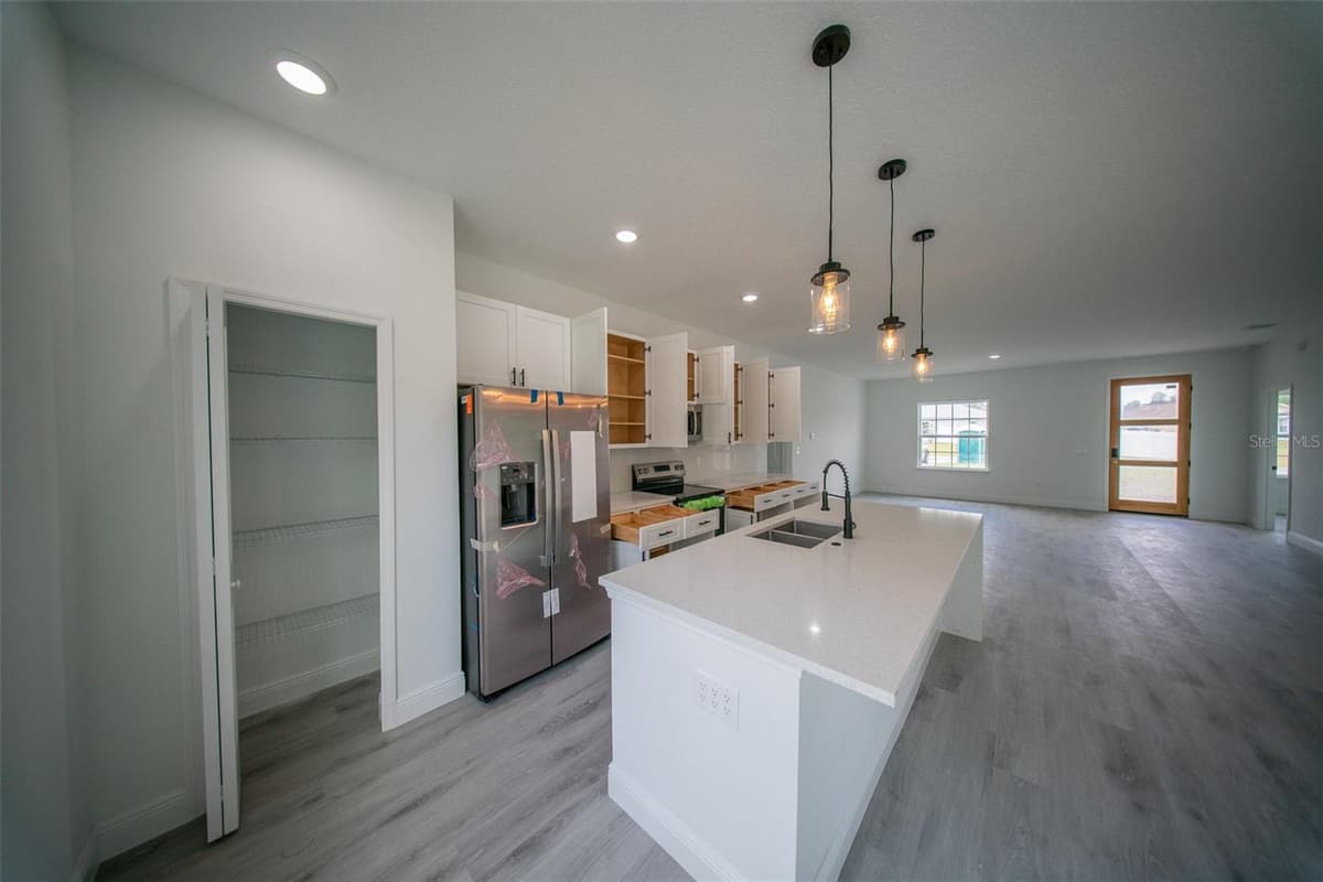 13621 40TH CIRCLE — photo 10 of 29