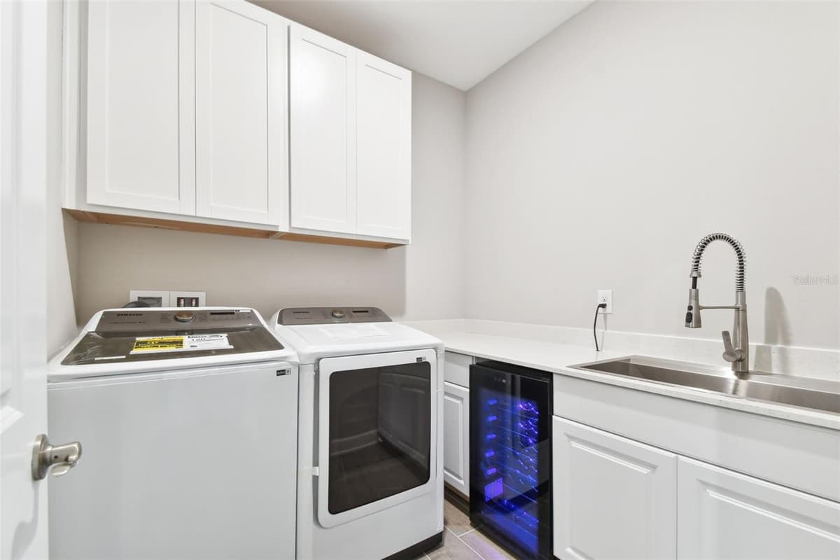 620 NASTURTIUM COURT — photo 34 of 62