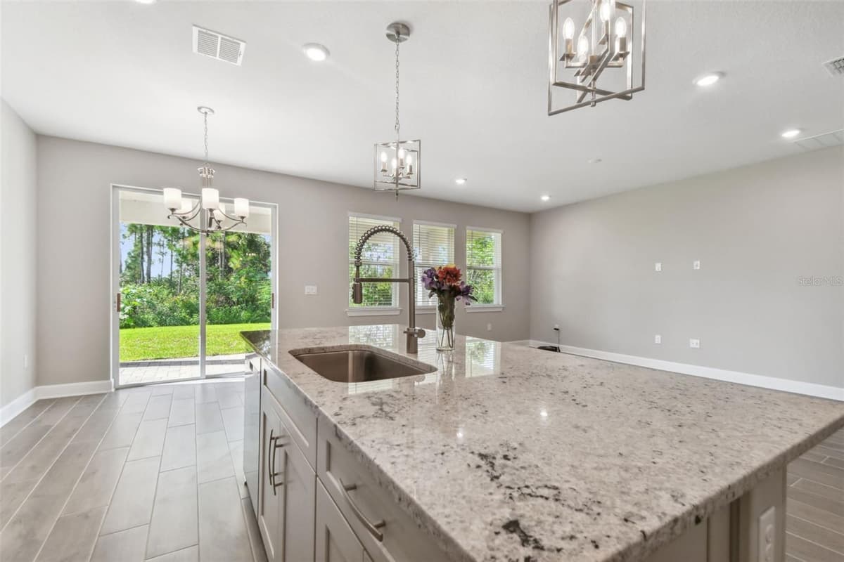 620 NASTURTIUM COURT — photo 10 of 62