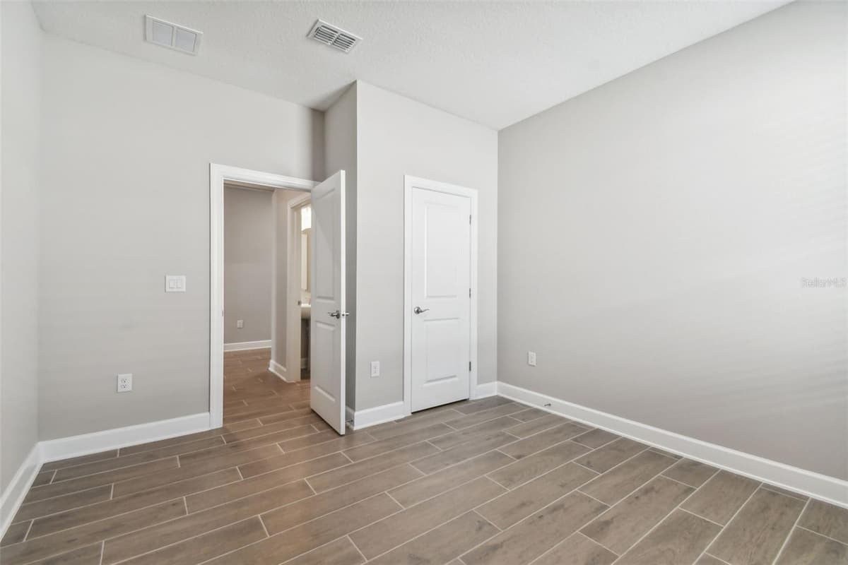 620 NASTURTIUM COURT — photo 32 of 62