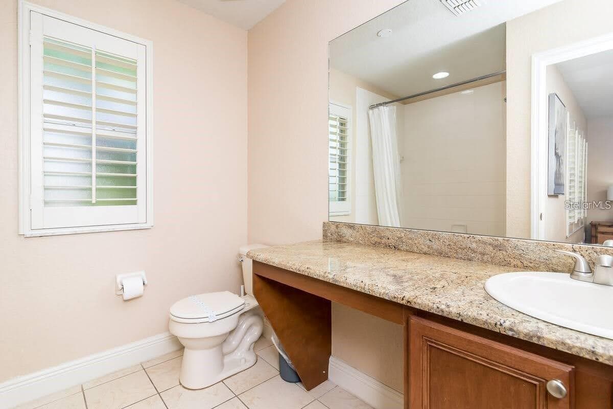 3643 CALABRIA AVENUE — photo 8 of 15