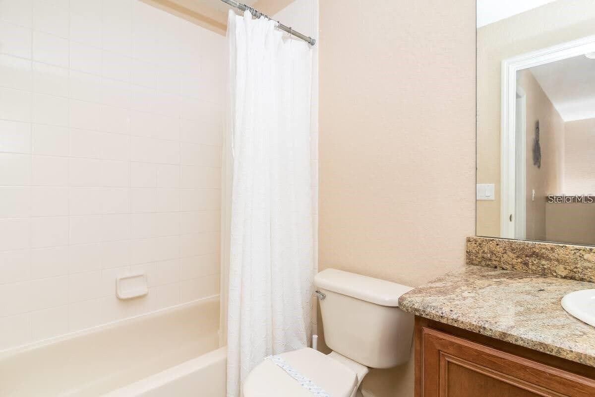 3643 CALABRIA AVENUE — photo 11 of 15