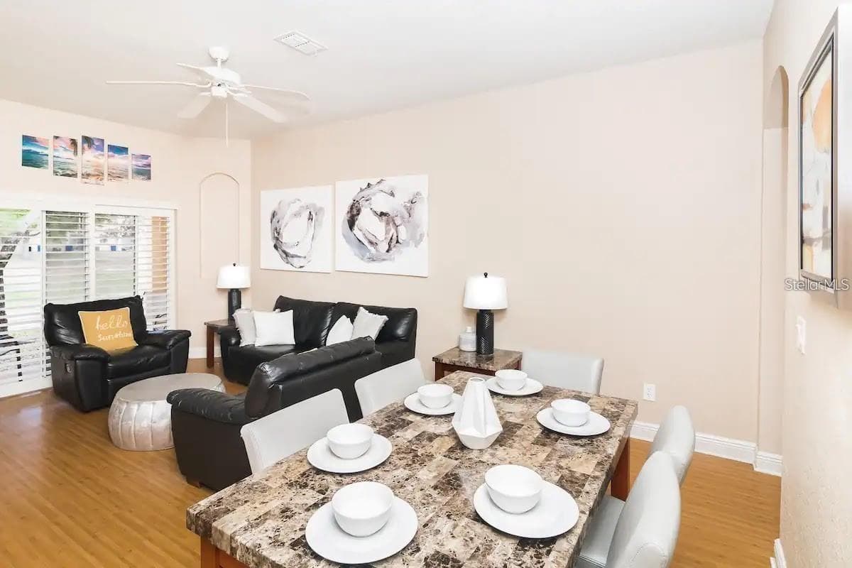 3643 CALABRIA AVENUE — photo 5 of 15