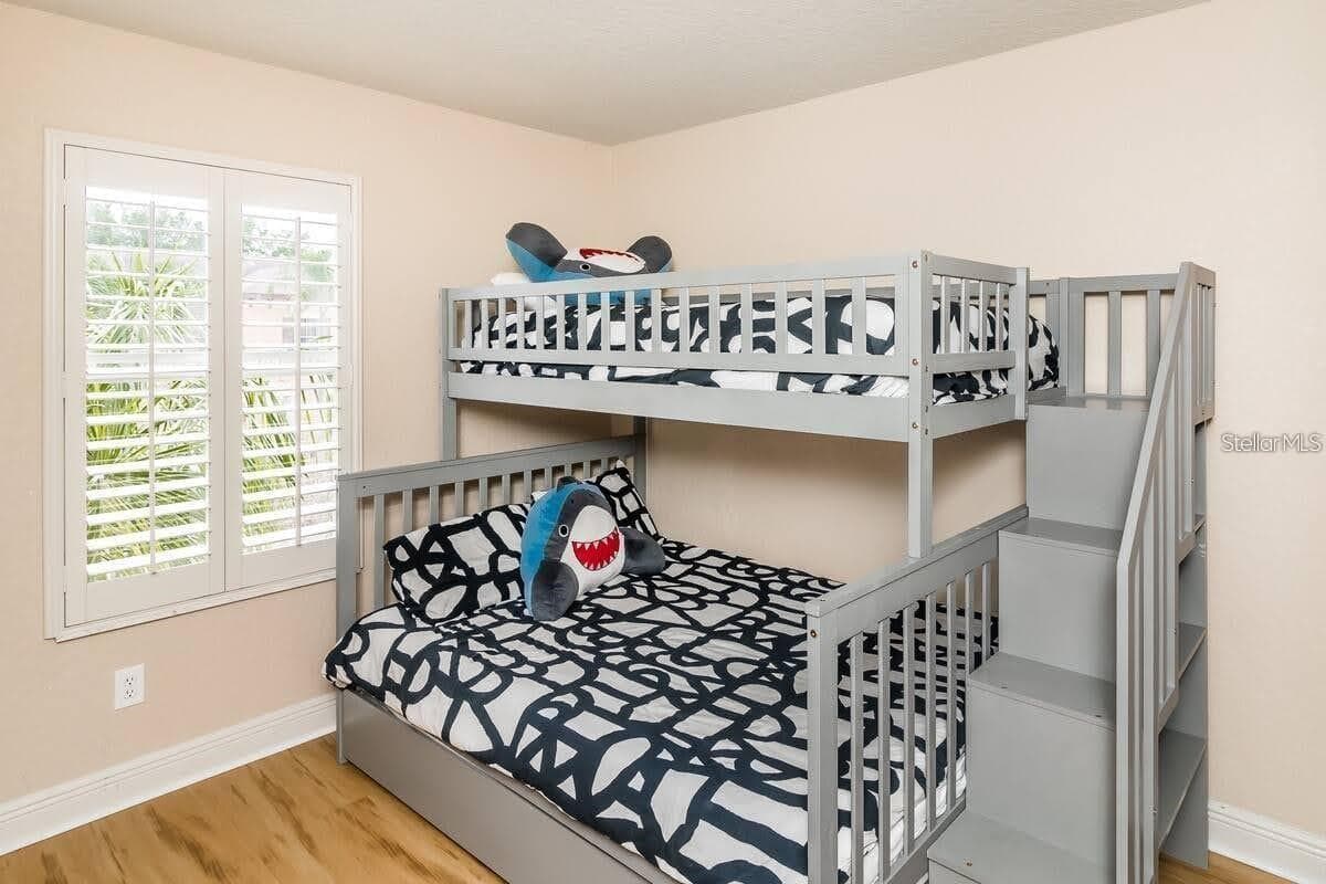 3643 CALABRIA AVENUE — photo 9 of 15