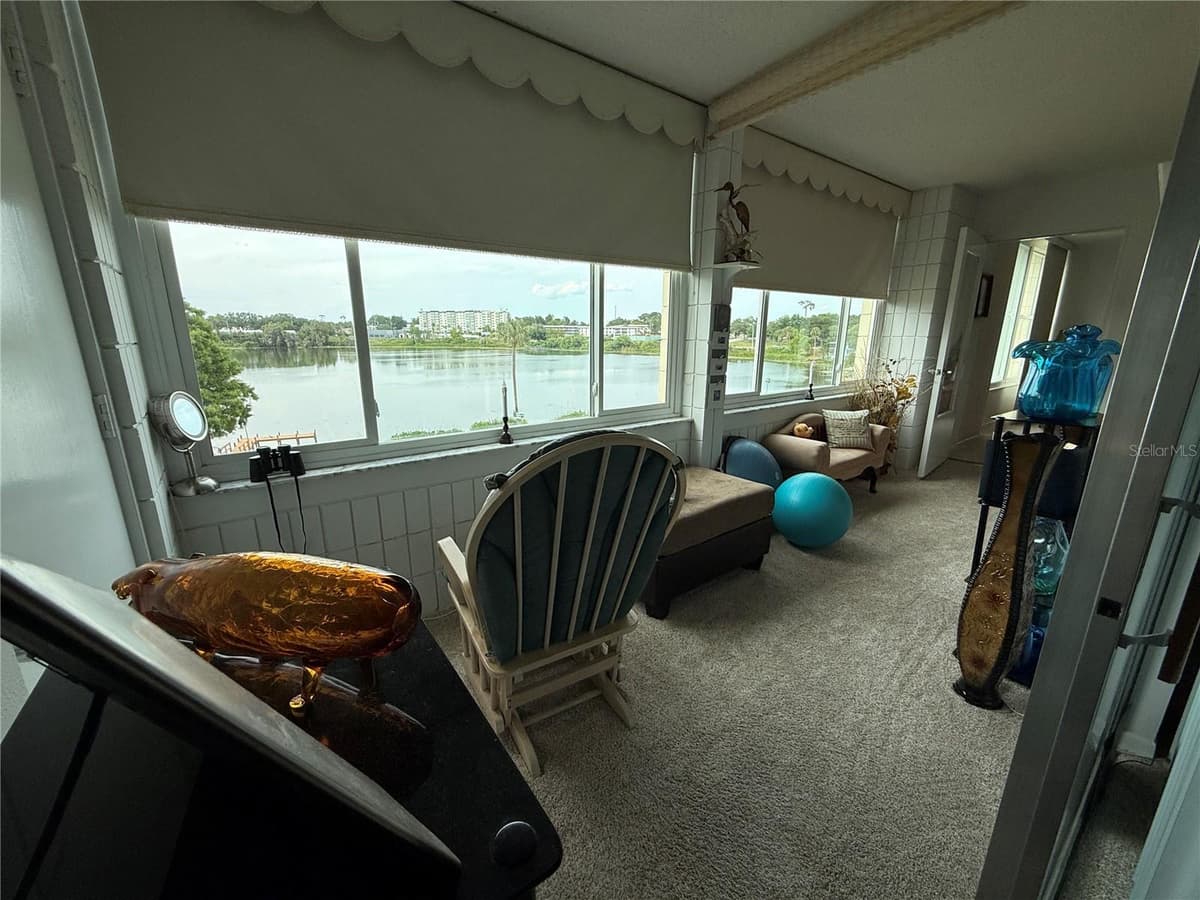 700 MIRROR TERRACE — photo 4 of 44