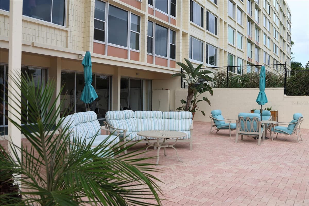 700 MIRROR TERRACE — photo 23 of 44