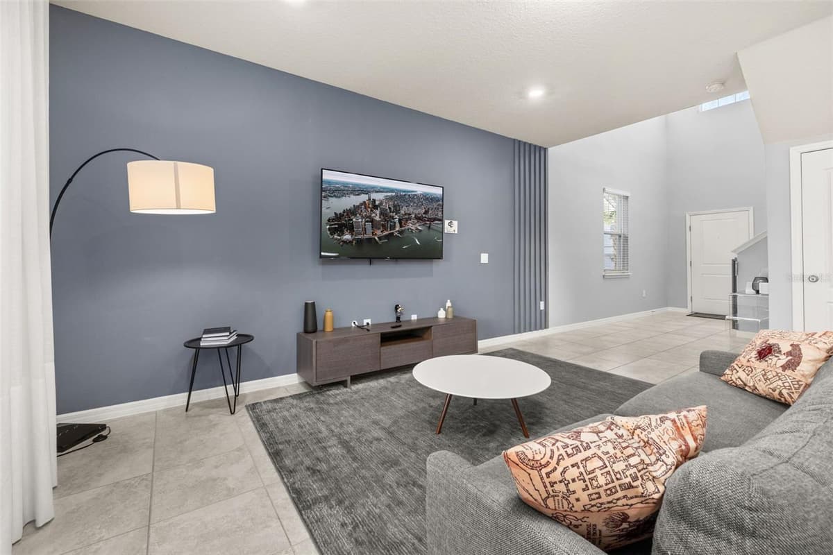 7184 OAKMOSS LOOP — photo 15 of 92