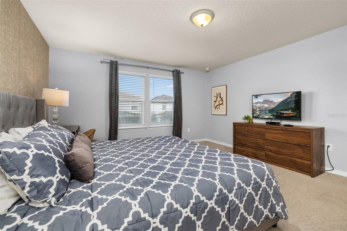 7184 OAKMOSS LOOP — photo 30 of 92