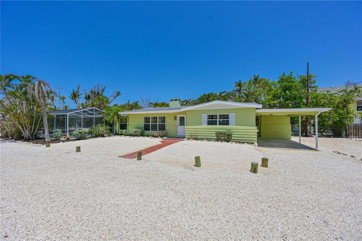 5924 GULF OF MEXICO DRIVE — photo 4 of 46
