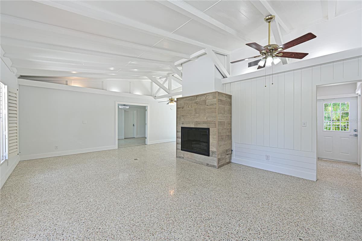 5924 GULF OF MEXICO DRIVE — photo 12 of 46