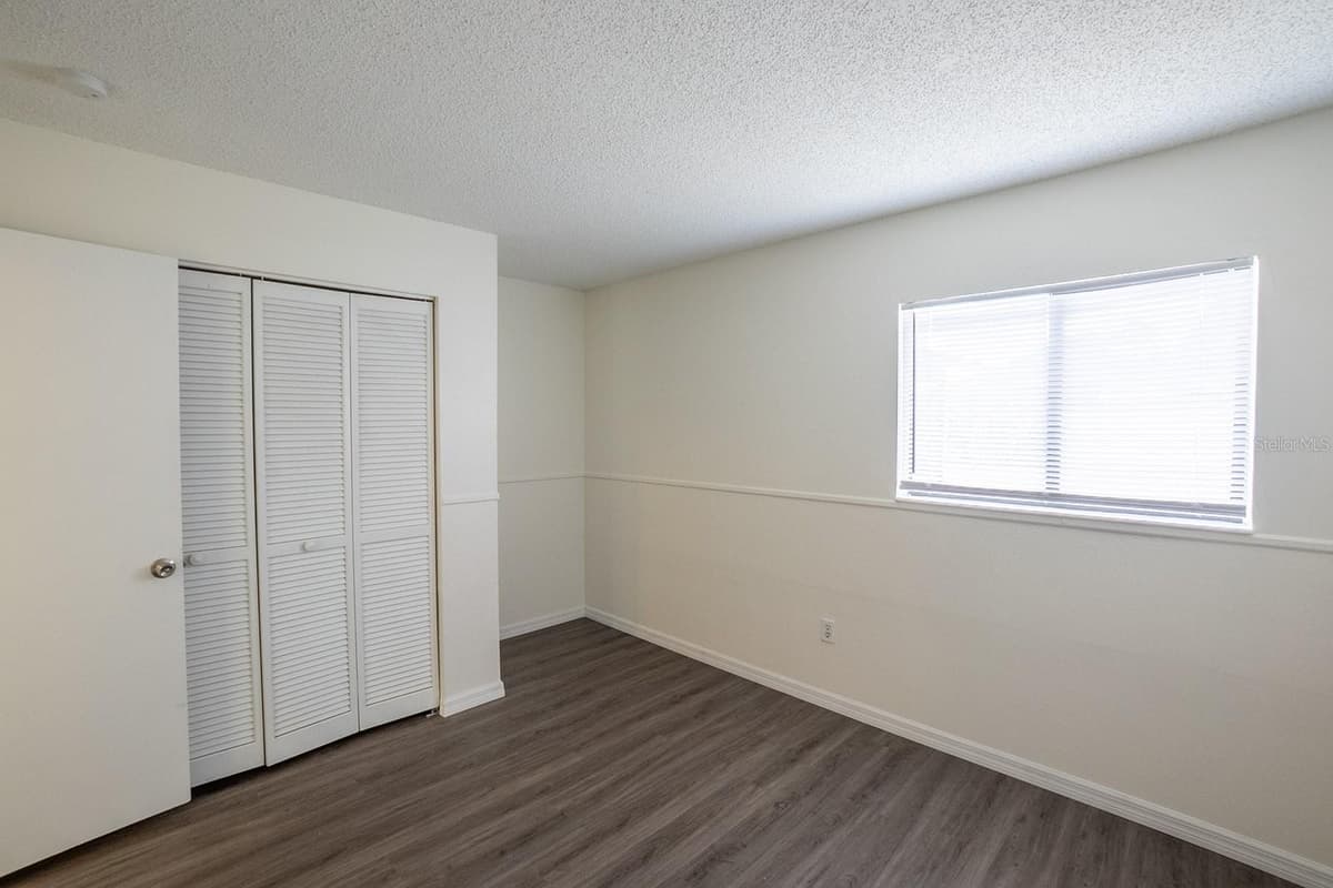 13 WHITTINGTON DRIVE — photo 20 of 30