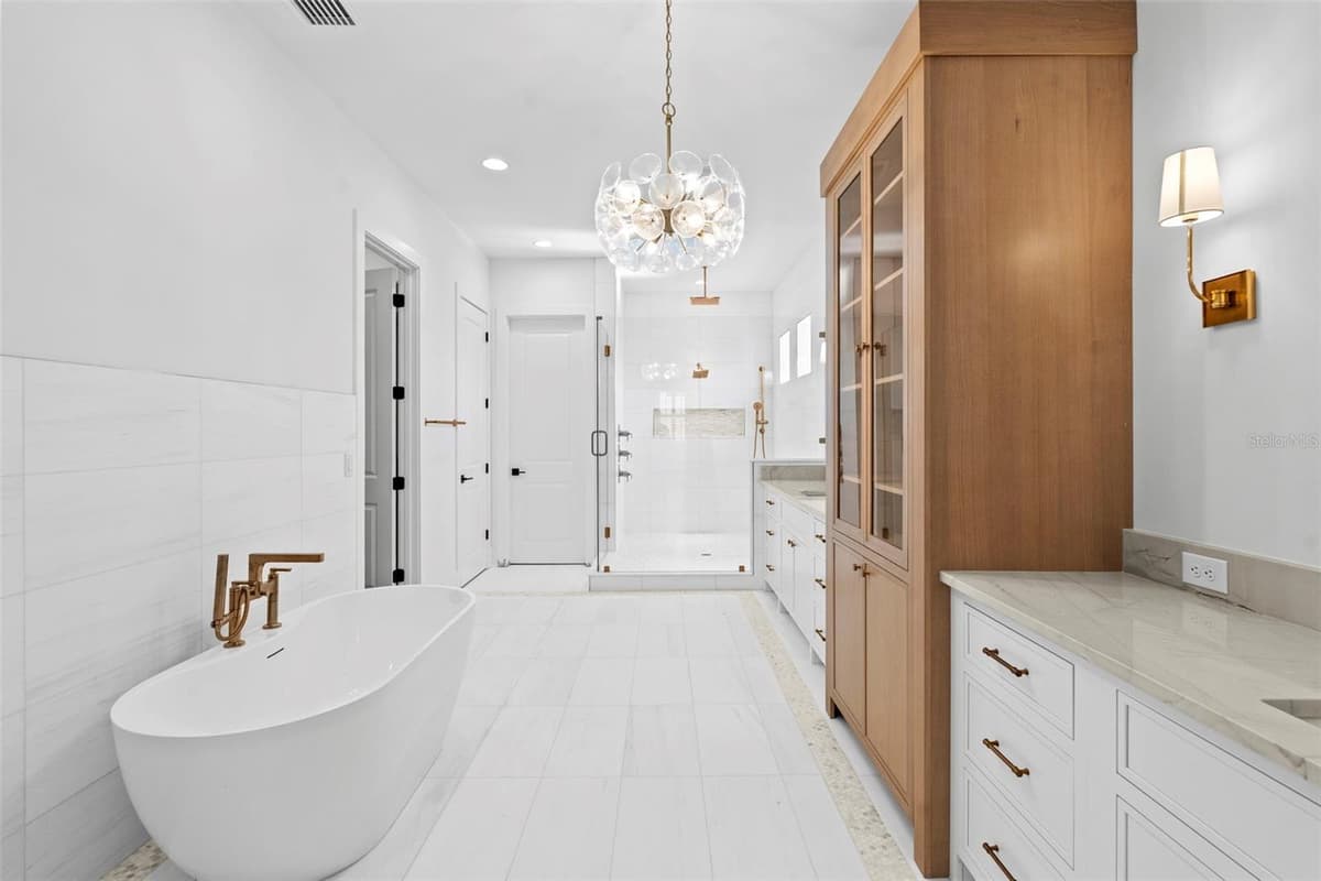 690 GENEVA PLACE — photo 15 of 27