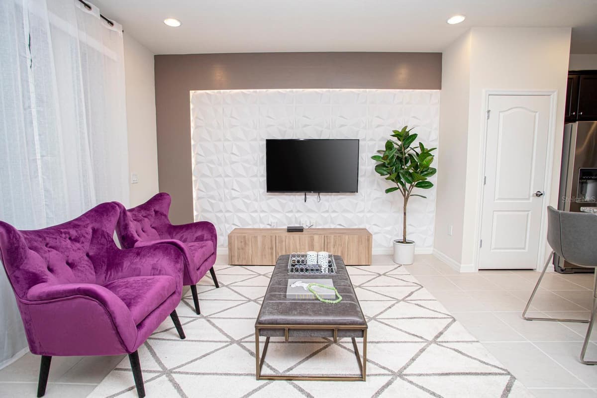 8944 SYDNEY AVENUE — photo 7 of 54