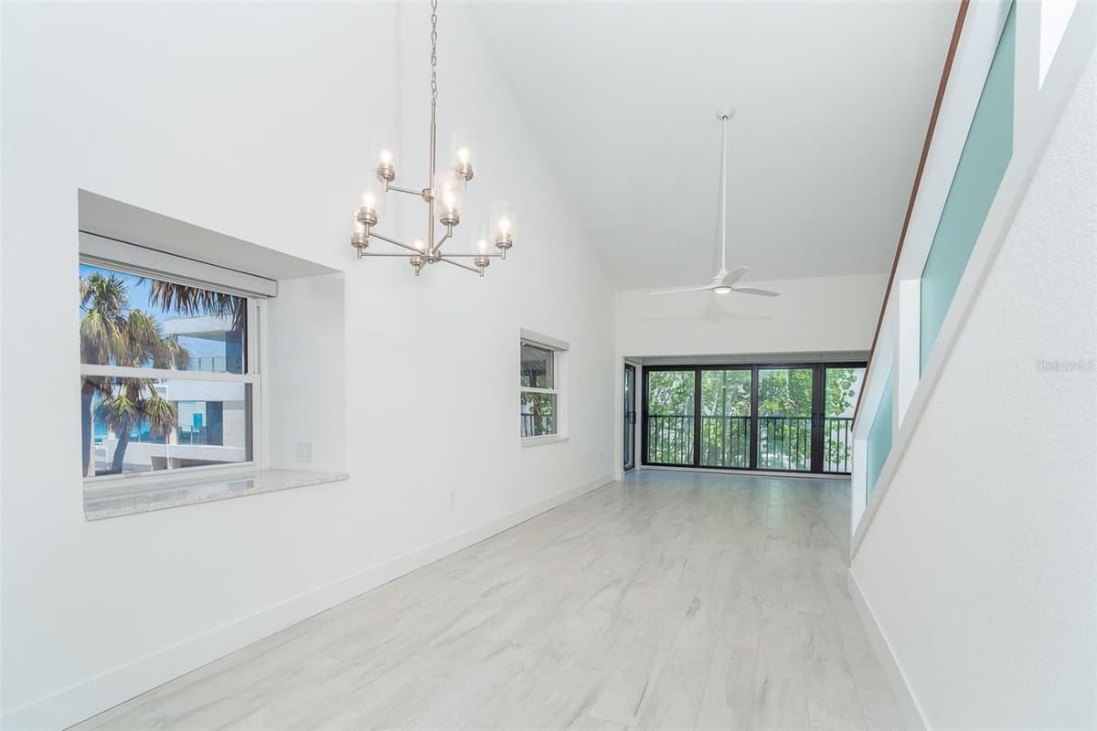 2700 BEACH ROAD — photo 18 of 55