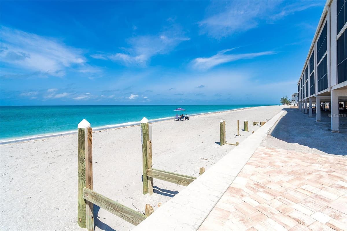 2700 BEACH ROAD — photo 45 of 55