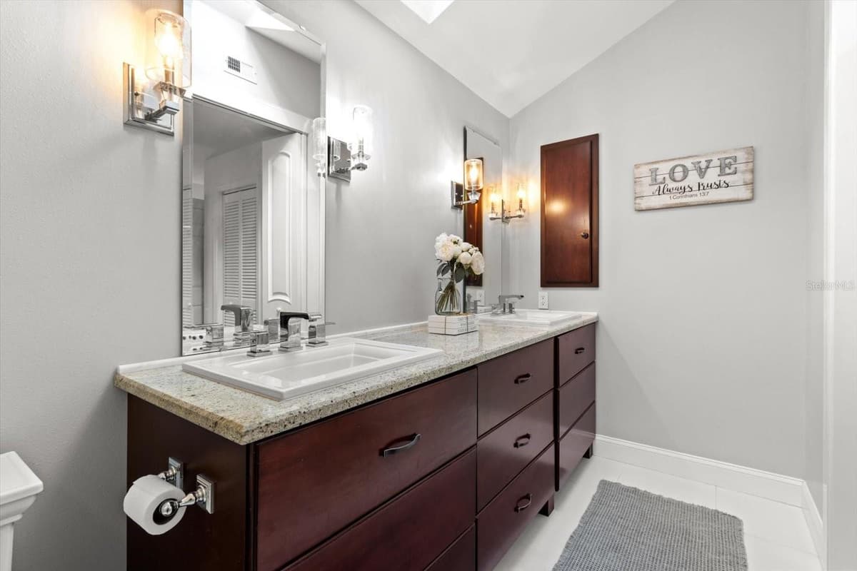 5259 STETSON POINT DRIVE — photo 35 of 67