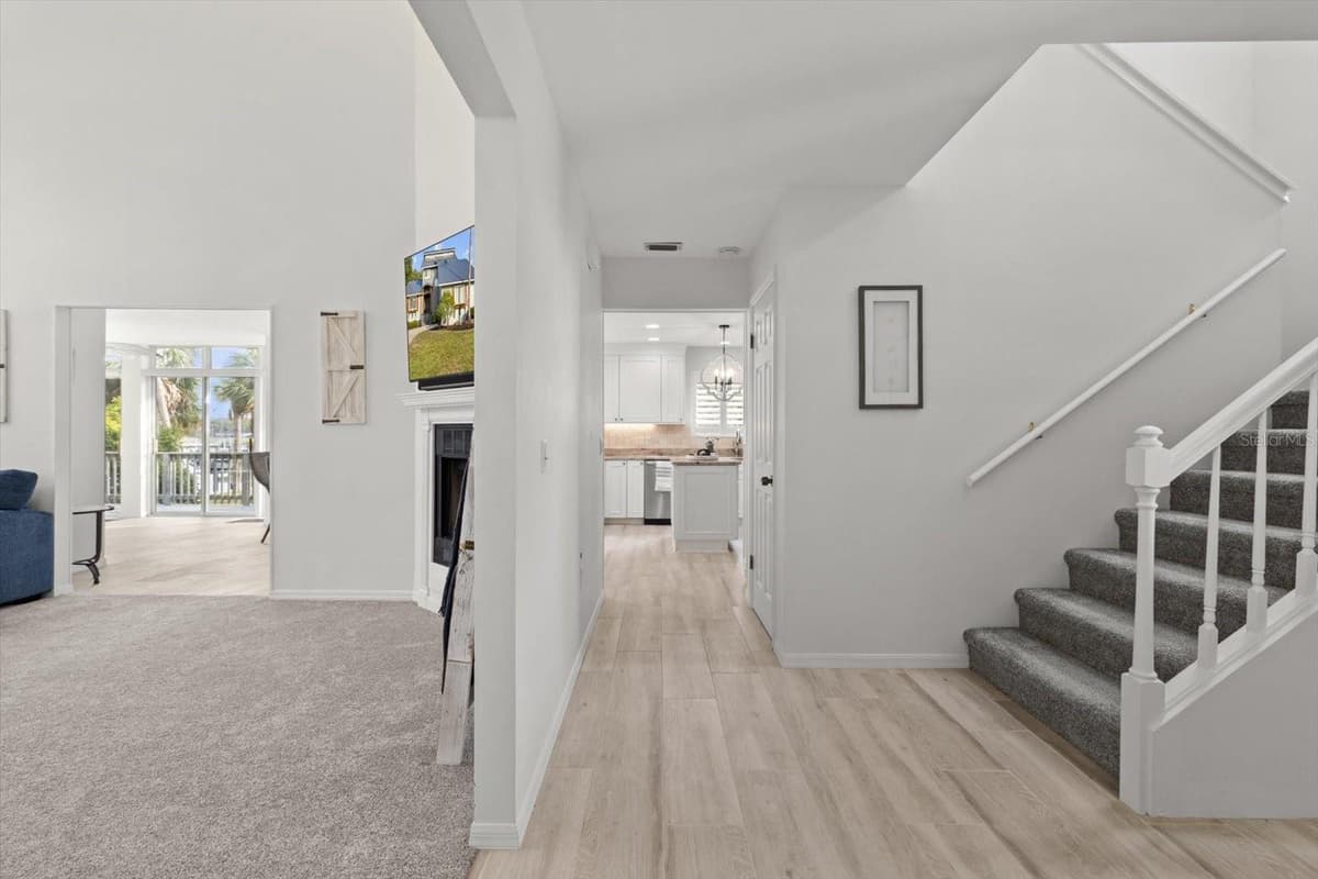 5259 STETSON POINT DRIVE — photo 14 of 67