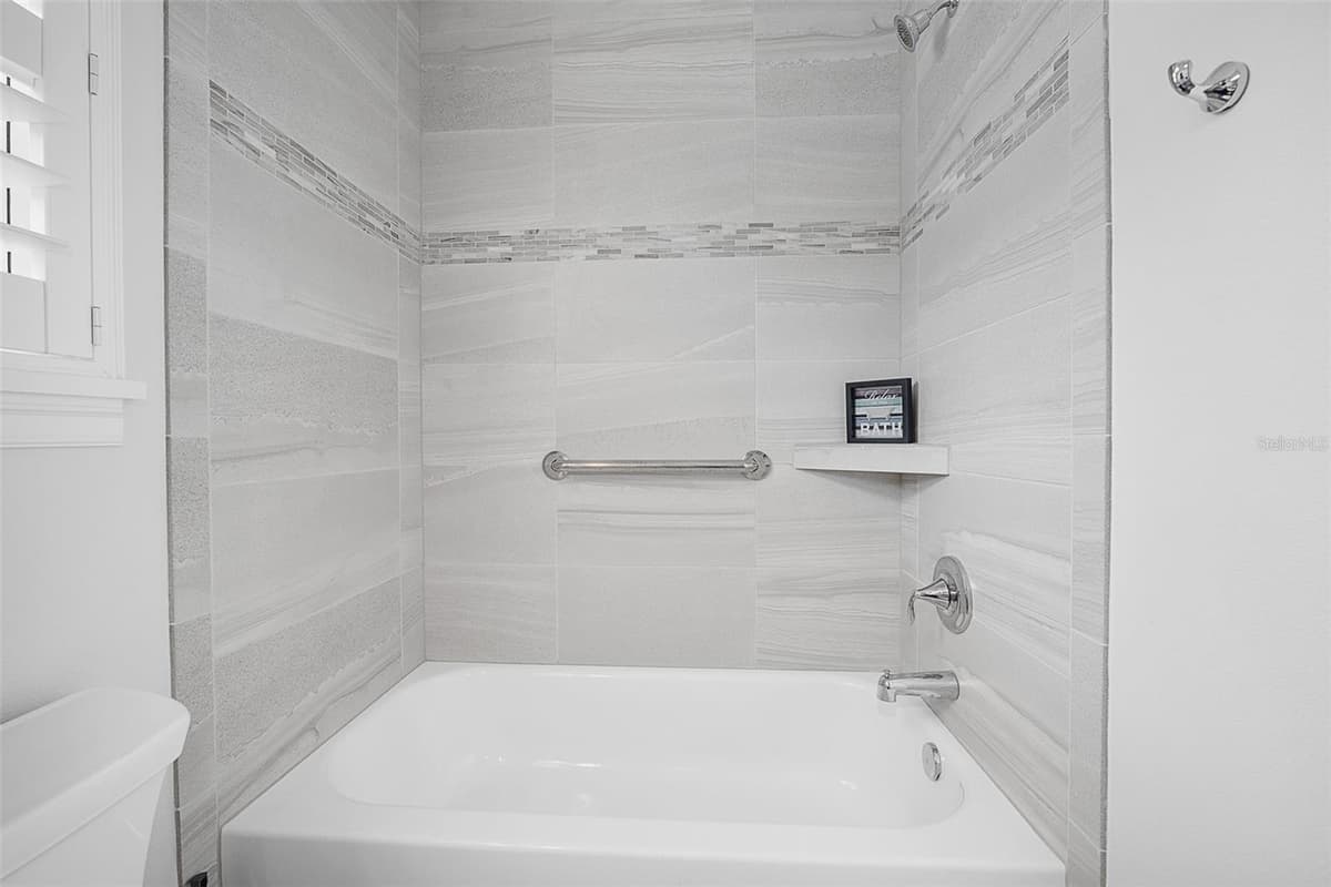 3322 MODENA WAY — photo 40 of 64