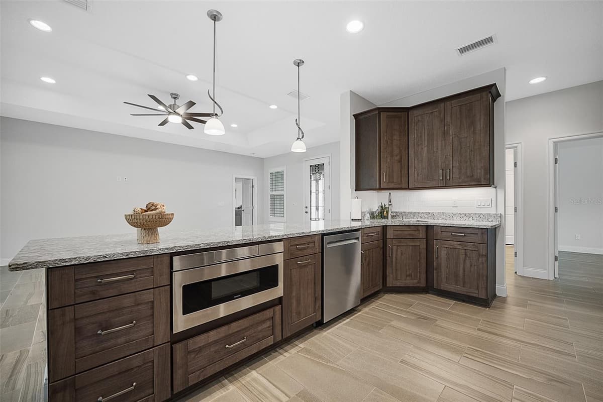 3322 MODENA WAY — photo 13 of 64