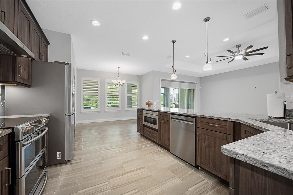3322 MODENA WAY — photo 16 of 64